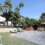 Villa Beach Alcudia, Lovely House With Jacuzzi